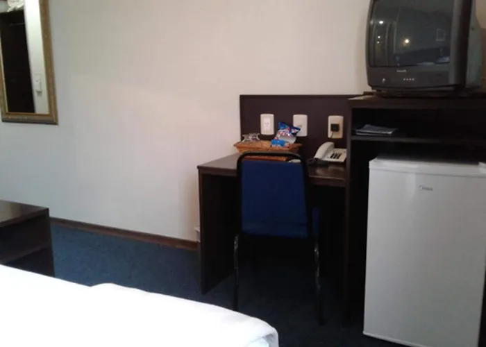 Hotel Coral Trade Prox A Pucrs E Ufrgs Porto Alegre