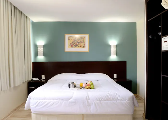 Coral Trade Prox A Pucrs E Ufrgs Hotel 4*