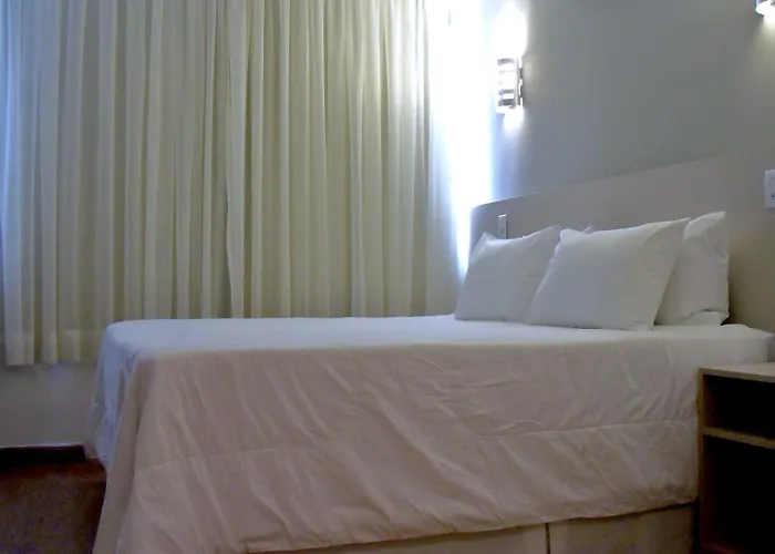 Coral Trade Prox A Pucrs E Ufrgs Hotel 4*