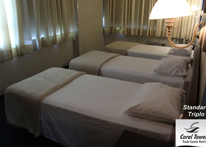 Hotel Coral Trade Prox A Pucrs E Ufrgs 4*