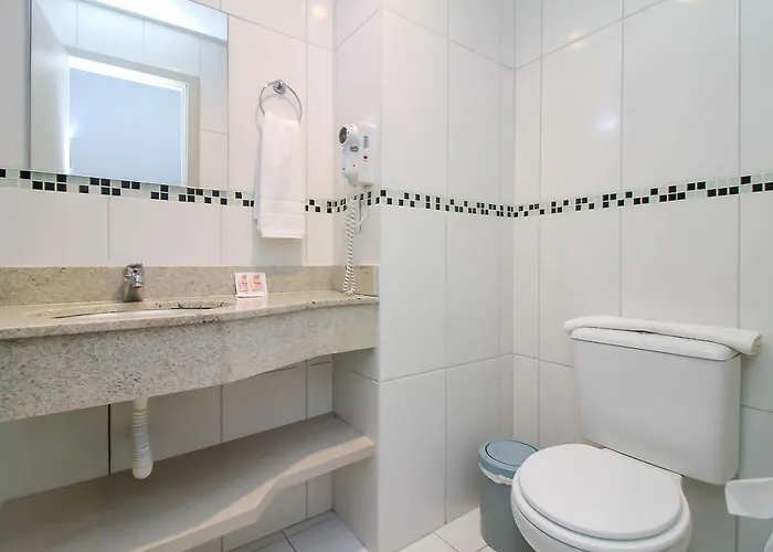 Coral Trade Prox A Pucrs E Ufrgs Hotel Porto Alegre