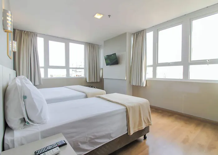 Hotel Coral Trade Prox A Pucrs E Ufrgs
